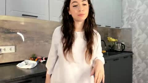 Emma online show from 12/16/24, 06:49