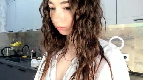 Emma online show from 12/17/24, 12:56