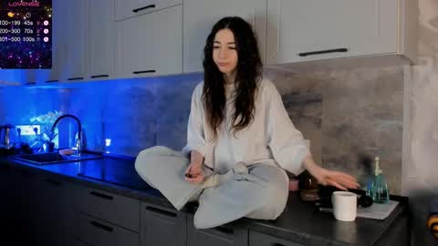 Emma online show from 12/30/24, 05:13