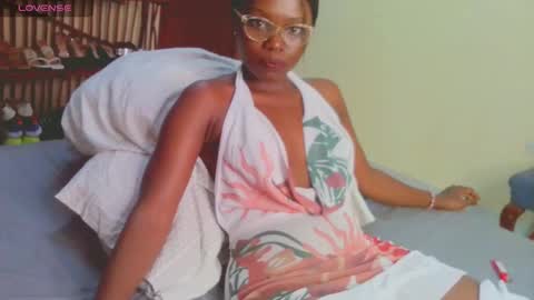 pettitemellany online show from 01/20/25, 08:29