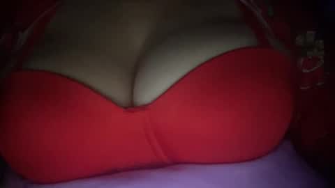 Snapshot of peular chatting on 02/01/26, 11:14 peular online show from 02/01/26, 11:14