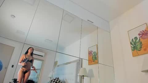 Peyton online show from 10/10/25, 12:04