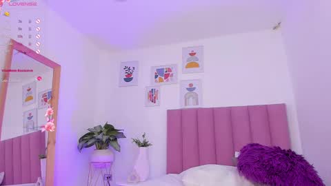 Peyton Rosse online show from 03/10/25, 06:23