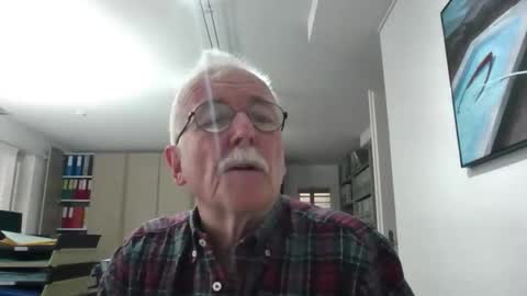 Snapshot of pgroove542707 chatting on 12/21/25, 11:17 pgroove542707 online show from 12/21/25, 11:17
