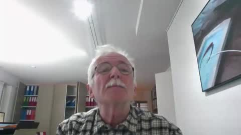 Snapshot of pgroove542707 chatting on 02/13/26, 03:52 pgroove542707 online show from 02/13/26, 03:52