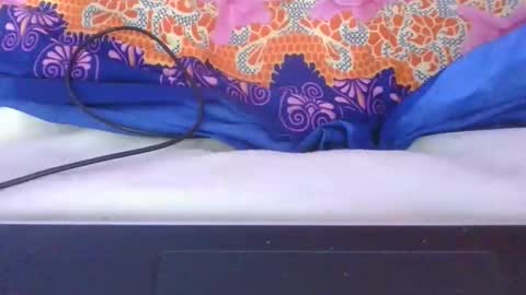phania185885 online show from 05/18/26, 05:08