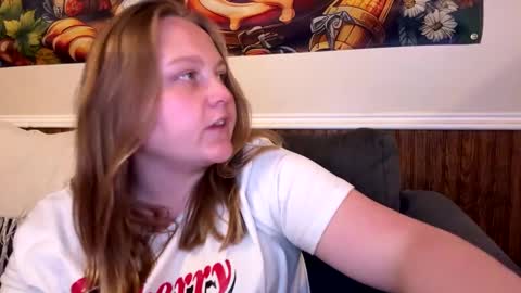 Snapshot of phatassblond chatting on 09/25/25, 12:14 PhatAssBlond online show from 09/25/25, 12:14