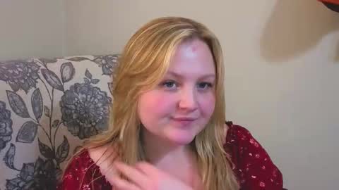 Snapshot of phatassblond chatting on 03/30/26, 12:33 PhatAssBlond online show from 03/30/26, 12:33