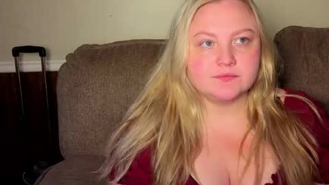 Snapshot of phatassblond chatting on 08/02/26, 07:34 PhatAssBlond online show from 08/02/26, 07:34