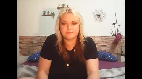 phatpcat73 online show from 04/17/26, 03:26