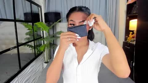 Snapshot of phenomenal_ivy chatting on 05/24/26, 03:06 phenomenal_ivy online show from 05/24/26, 03:06