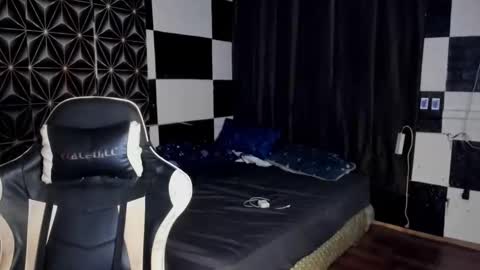 AJ online show from 11/19/25, 10:26