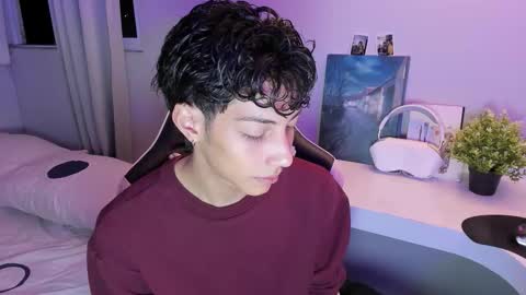 Snapshot of philipe_moonlight_ chatting on 12/03/25, 06:21 Phil. INDEPENDENT MODEL online show from 12/03/25, 06:21