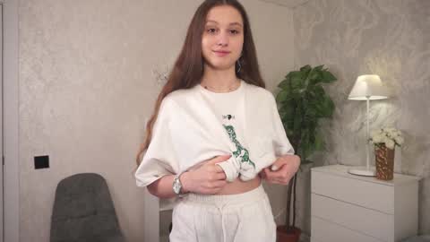 Bella online show from 01/08/25, 11:19