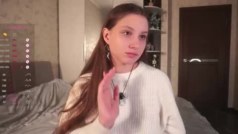 Bella online show from 02/12/25, 09:43