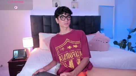 Phillip online show from 05/27/26, 08:50