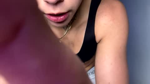 Snapshot of phillip_brownn chatting on 10/13/25, 03:01 PHILLIP online show from 10/13/25, 03:01