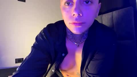 PHILLIP online show from 12/03/25, 12:25