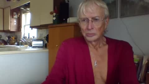 phillipa online show from 11/15/25, 05:42