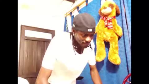 2 pac shakur online show from 01/05/25, 04:14