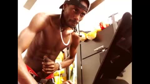 2 pac shakur online show from 01/22/25, 04:44