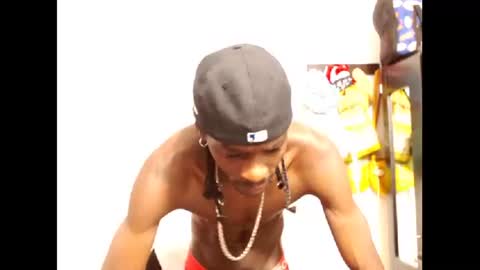 2 pac shakur online show from 01/23/25, 08:24