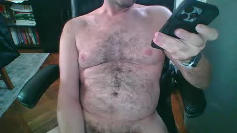 Snapshot of philly41190 chatting on 11/24/25, 03:34 philly41190 online show from 11/24/25, 03:34