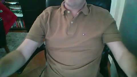 Snapshot of philly41190 chatting on 12/02/25, 03:40 philly41190 online show from 12/02/25, 03:40