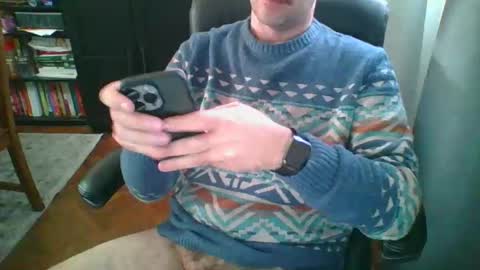 Snapshot of philly41190 chatting on 12/16/25, 03:39 philly41190 online show from 12/16/25, 03:39