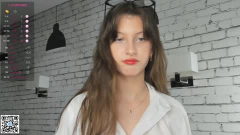 Emilia online show from 01/26/25, 04:41