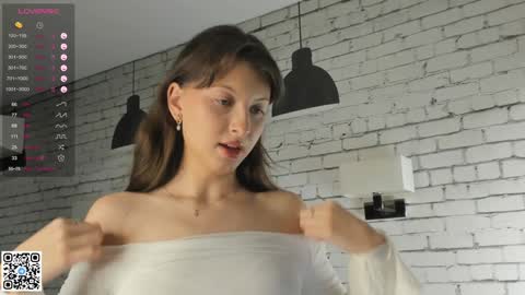 Emilia online show from 02/04/25, 04:50