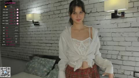 Emilia online show from 02/07/25, 12:31