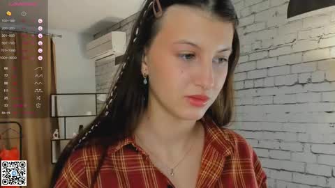 Emilia online show from 02/11/25, 06:22