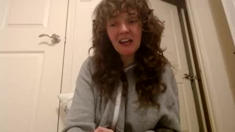 sophie online show from 01/23/25, 12:04