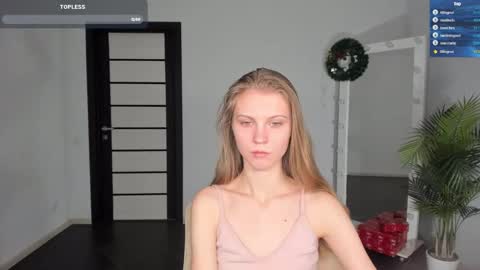 Phoebe online show from 01/10/25, 07:14