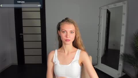 Phoebe online show from 01/24/25, 12:20
