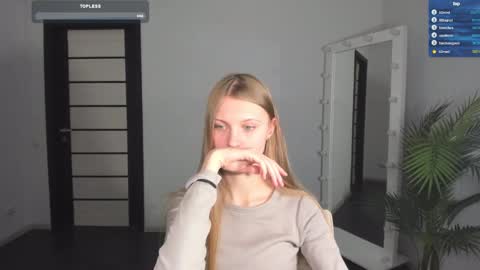 Phoebe online show from 02/12/25, 12:12