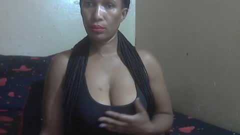 phoenixcandy online show from 02/02/25, 10:49