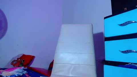 AdnierGnz online show from 12/15/24, 09:03