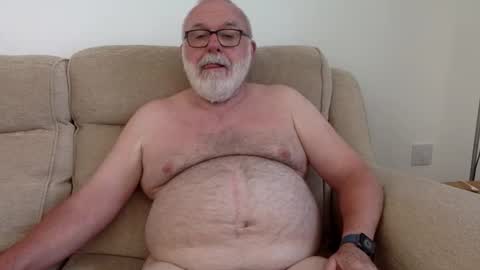 Snapshot of phozzagain chatting on 05/27/26, 03:53 phozzagain online show from 05/27/26, 03:53