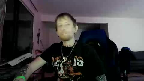 Snapshot of phrostdd chatting on 06/07/26, 05:00 FrankenDaddy online show from 06/07/26, 05:00