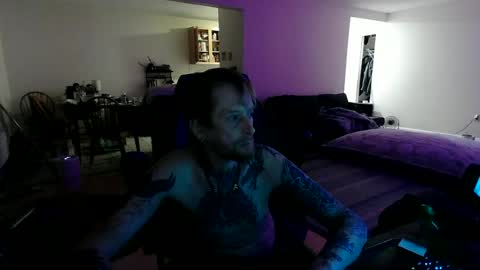 Snapshot of phrostdd chatting on 06/13/26, 01:03 FrankenDaddy online show from 06/13/26, 01:03