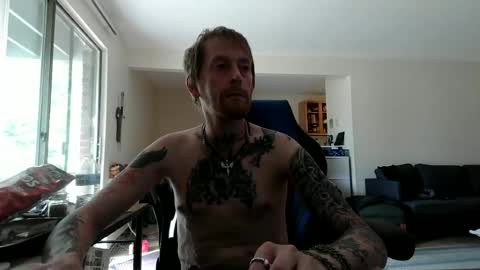 Snapshot of phrostdd chatting on 06/14/26, 06:54 FrankenDaddy online show from 06/14/26, 06:54