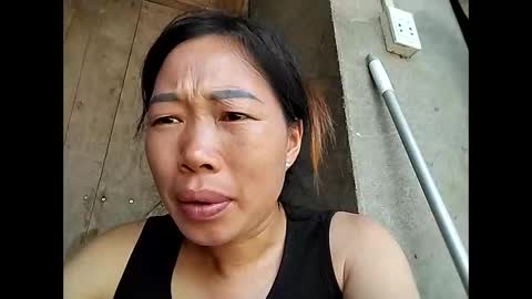 Snapshot of phuong_vietnam chatting on 03/30/26, 05:52 phuong_vietnam online show from 03/30/26, 05:52