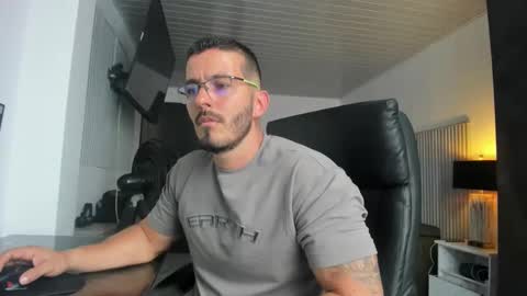 rocco online show from 09/11/25, 09:37