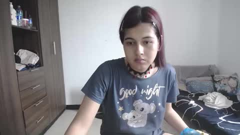 izzy online show from 05/26/26, 06:37
