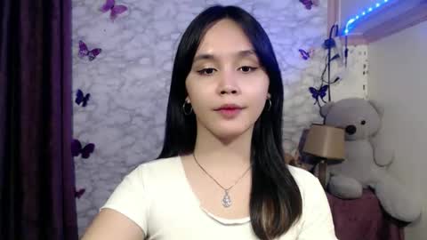 Ms Pia online show from 04/19/26, 05:45