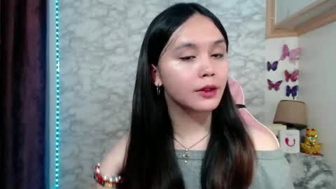 Ms Pia online show from 06/19/26, 06:18
