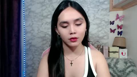 Ms Pia online show from 07/04/26, 11:38