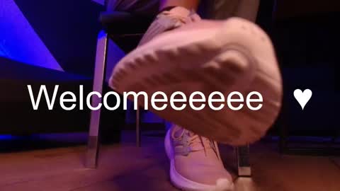 Snapshot of pia_mo chatting on 11/02/25, 02:36 Special Couple Show - WELCOME TO XMAS 5 and 6 December - 2 at 8 pm COL hour online show from 11/02/25, 02:36